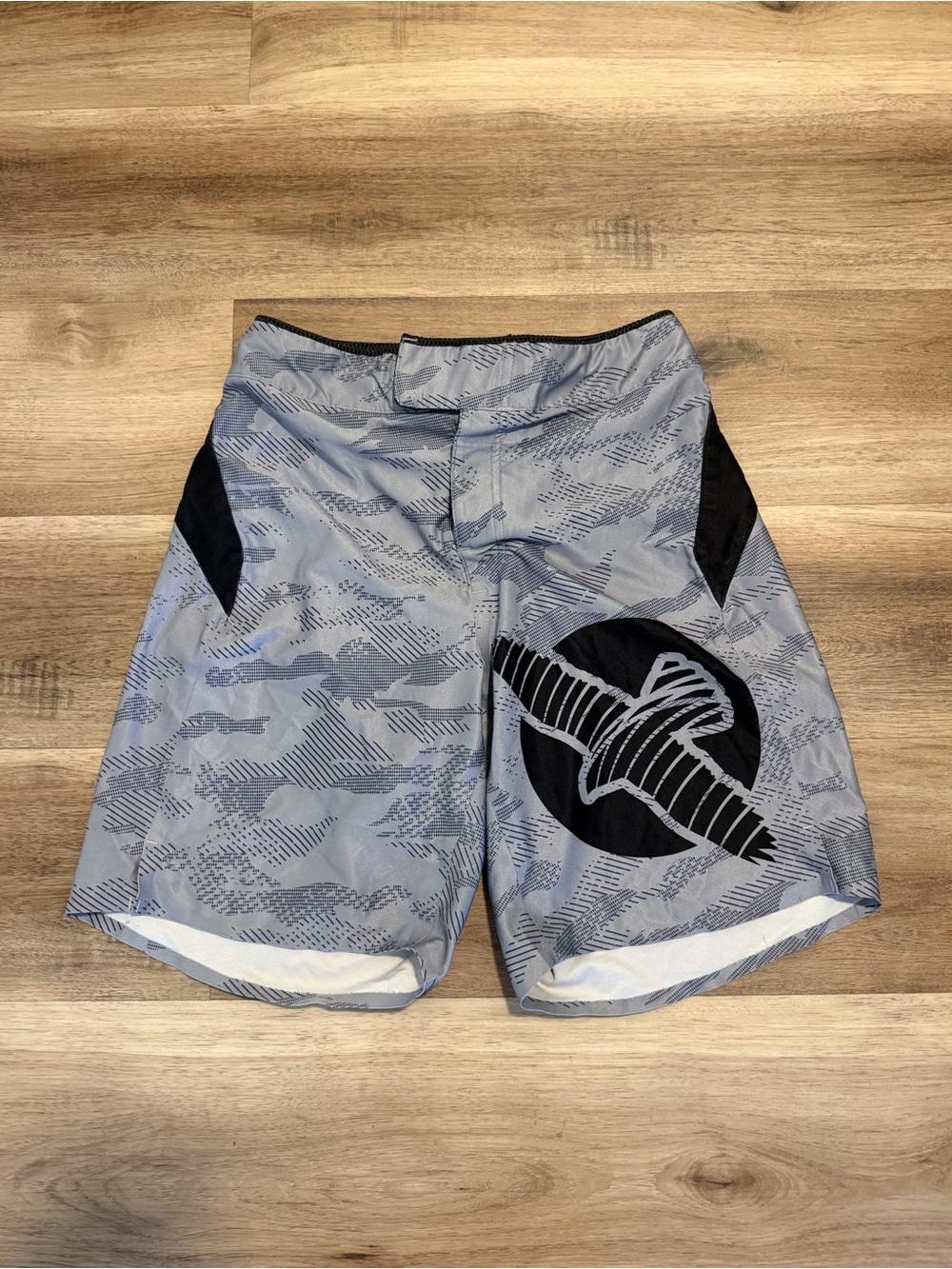Hayabusa Shorts Mens 30 M Black Gray Hex MMA Jiu Jitsu Kickboxing Training 9”